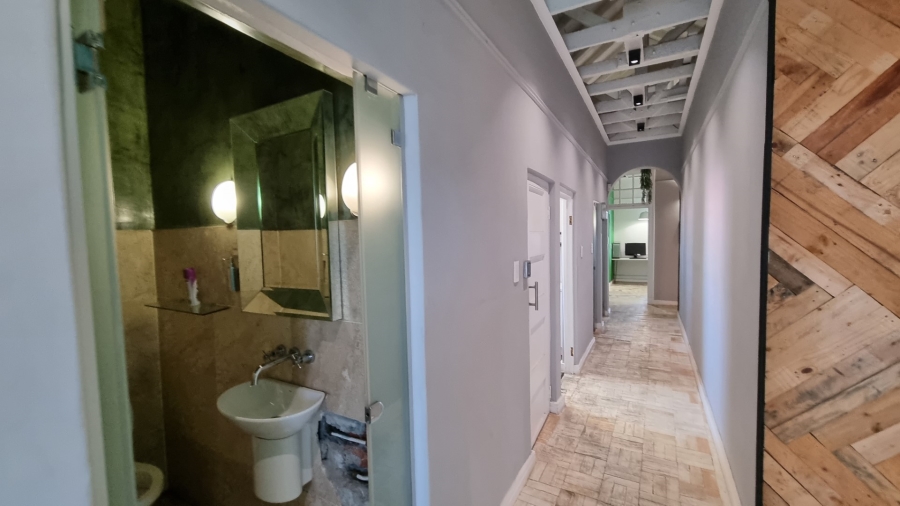 To Let Commercial Property for Rent in Woodstock Western Cape